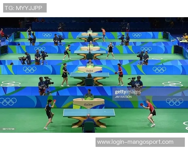 丁宁与李哓霞激烈对决谁将成为乒乓球赛场的新王者