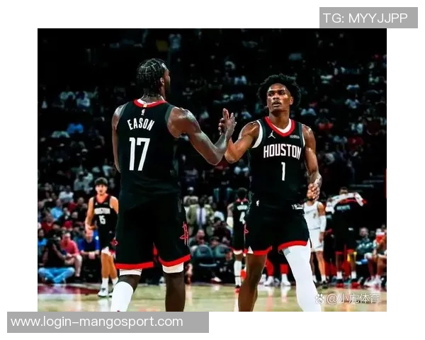 今天火箭与快船对决精彩上演球迷期待激烈碰撞与精彩瞬间