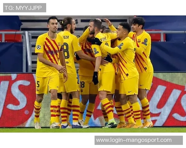 巴萨与尤文图斯在欧洲赛场的激烈对决场地分析与历史回顾